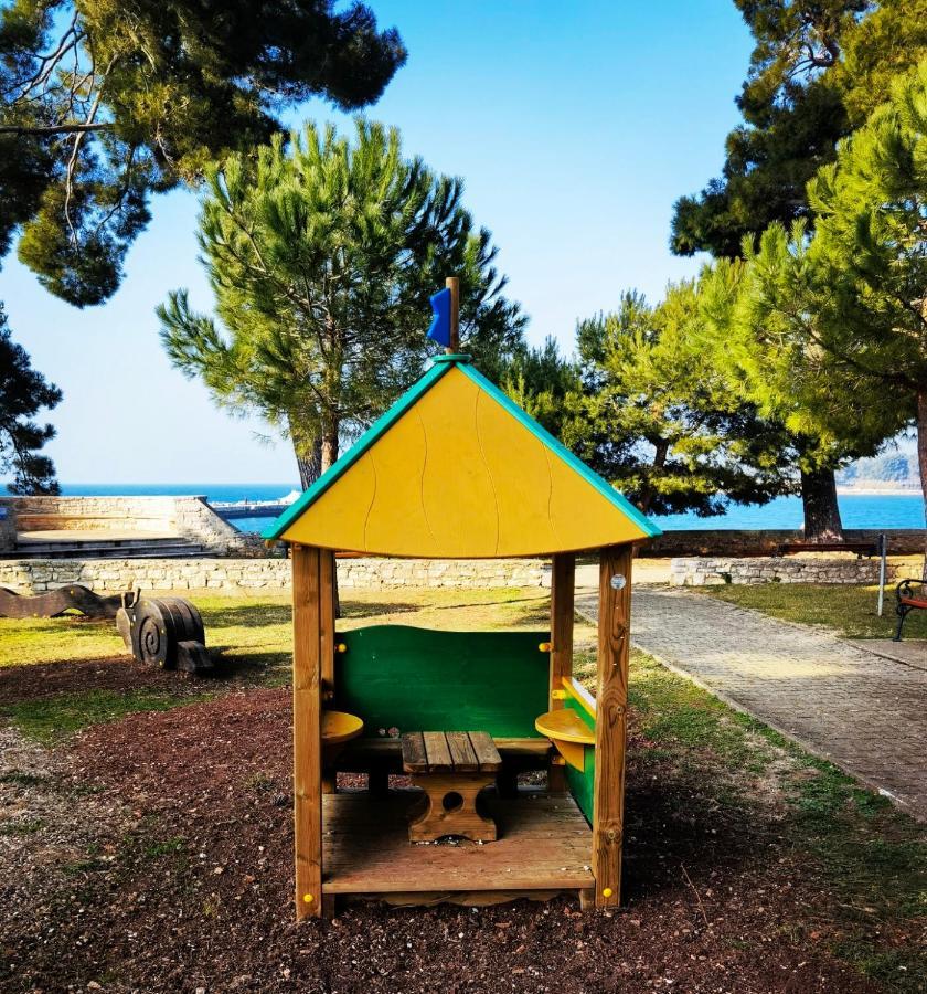 Emily Deluxe Superior 5 Star Studio Apartment, Your Piece Of Heaven With Sea & Park View Novigrad  ภายนอก รูปภาพ